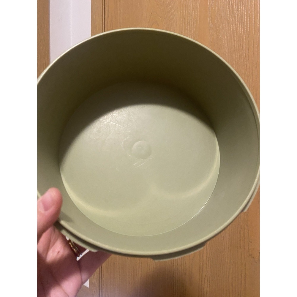 vintage tupperware Harvest Green With Yellow Top - Picture 5 of 6